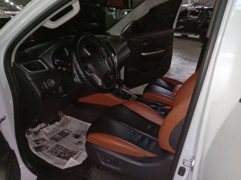 2021 Mitsubishi Strada pictures