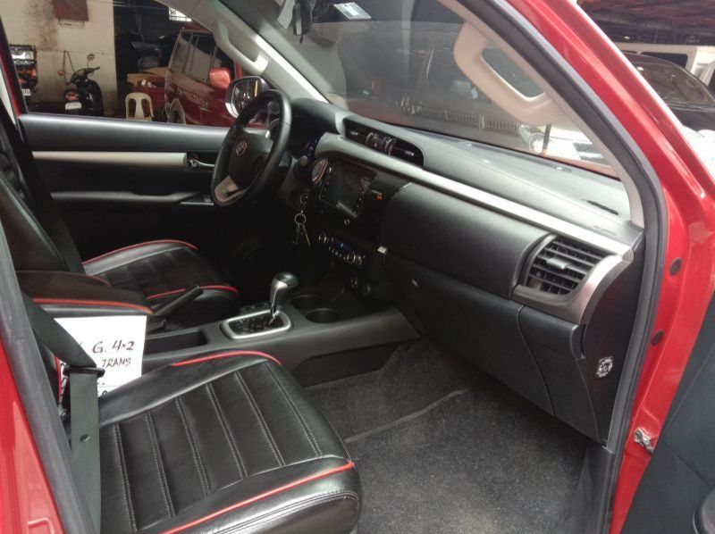 2019 Toyota hilux pictures