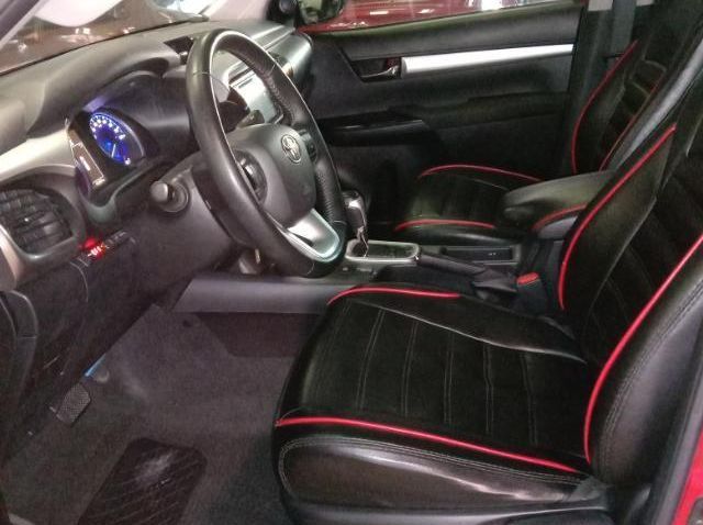 2019 Toyota Hilux pictures