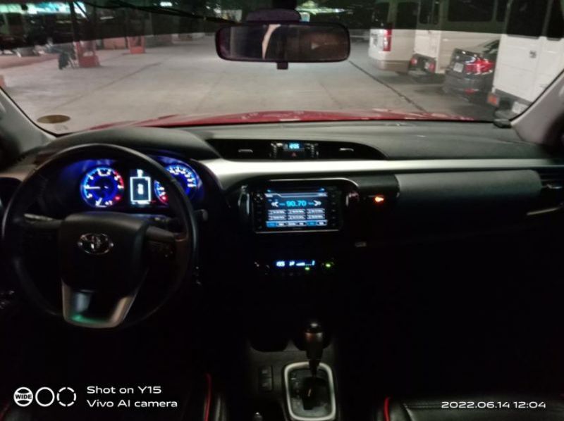 2019 Toyota Hilux pictures