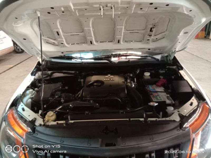 2017 Mitsubishi strada pictures