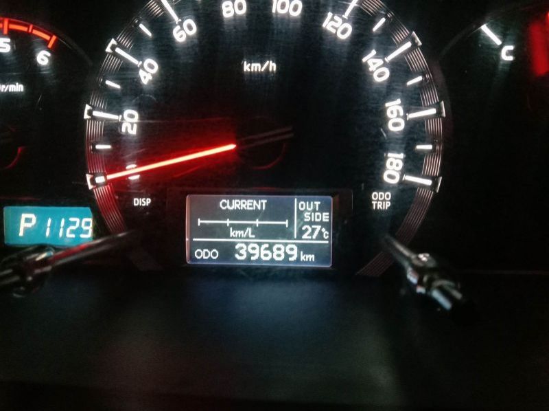 2017 Toyota Hiace Super Grandia pictures