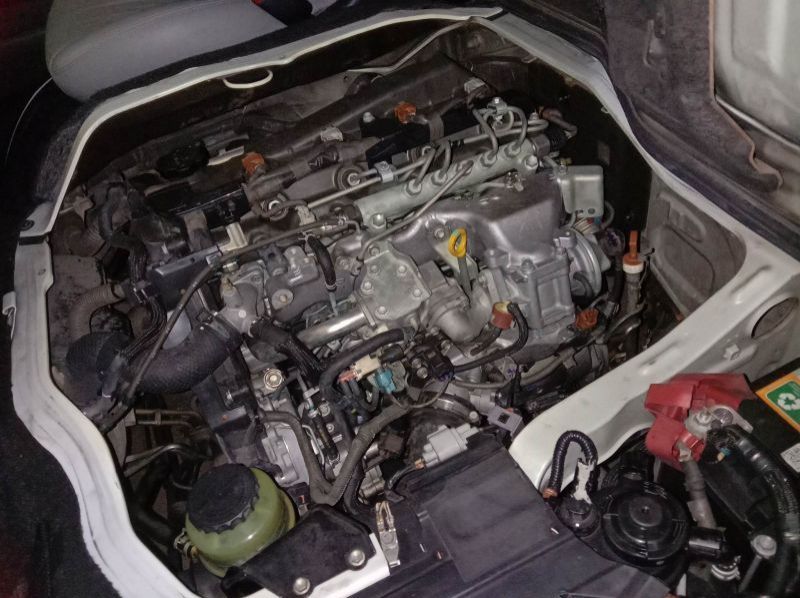 2017 Toyota Hiace Super Grandia pictures