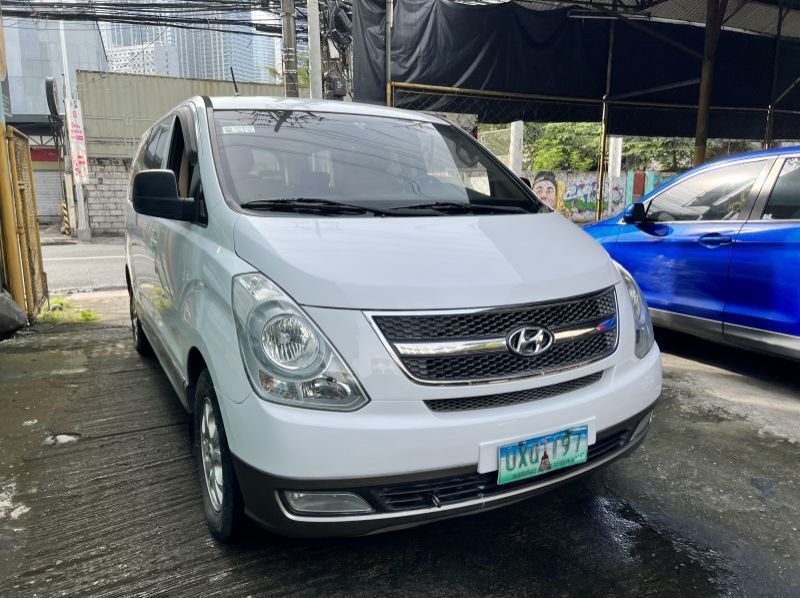 2013 Hyundai Grand Starex Gold VGT pictures