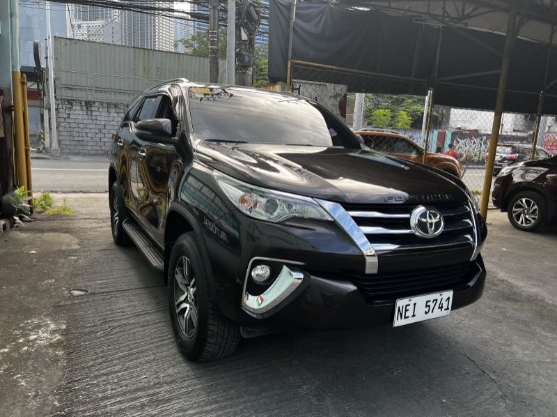 2019 Toyota Fortuner G pictures
