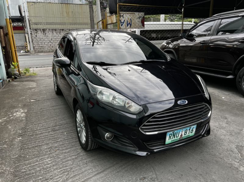 2014 Ford Fiesta pictures