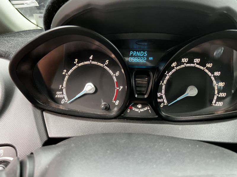 2014 Ford Fiesta pictures