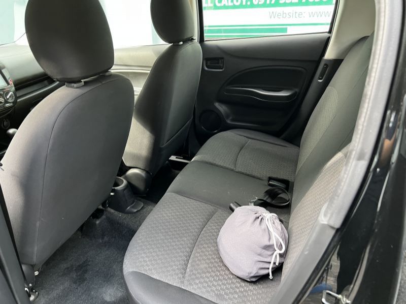 2017 Mitsubishi Mirage GLX pictures