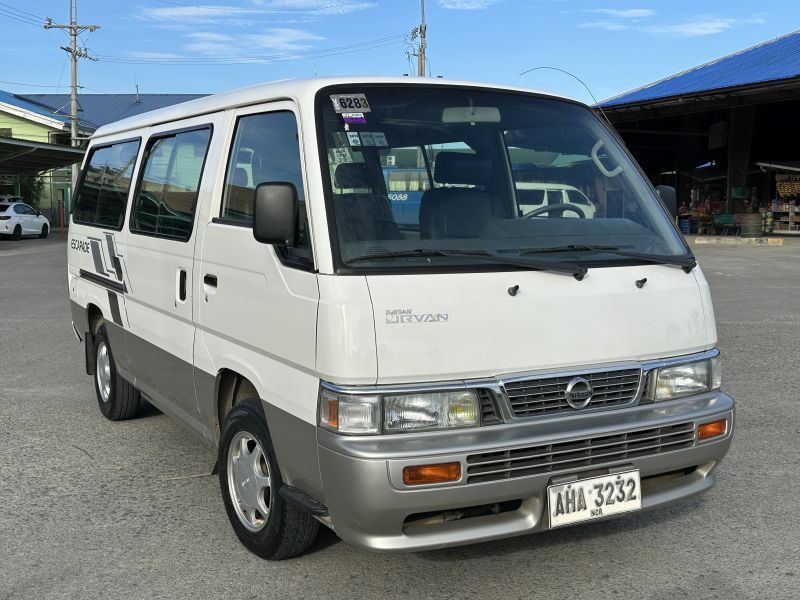 Nissan urvan best sale escapade for sale