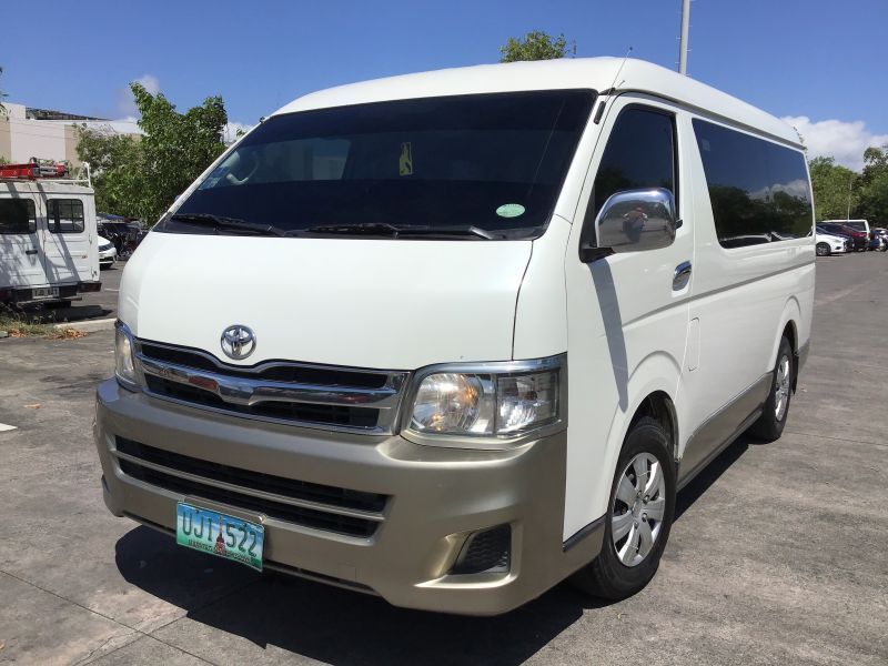 Тойота hiace 2013