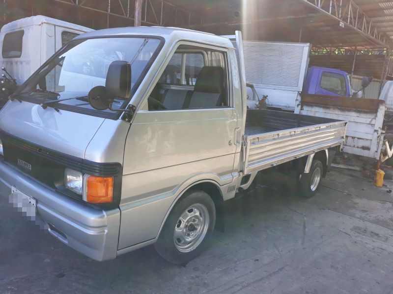 Mazda bongo 1998