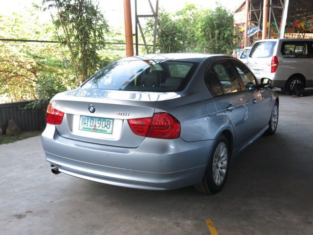 2010 BMW 318i for sale | 1 Km | Automatic transmission - Omar Villaluz