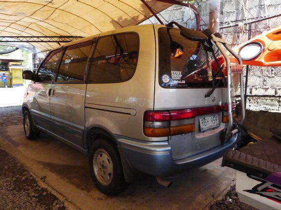 Nissan serena 1992