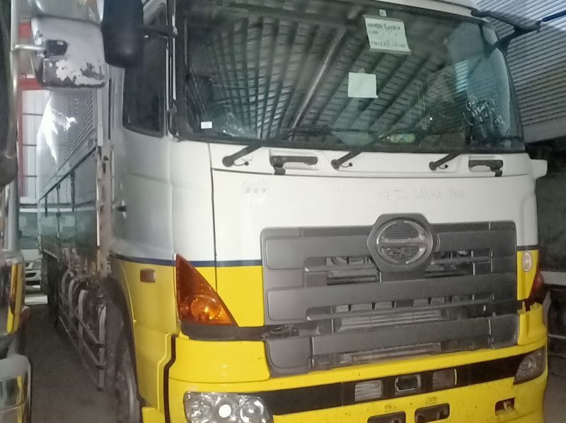 Used Hino HINO 700 WING VAN  for sale in Subic Bay, Region III (Central Luzon)