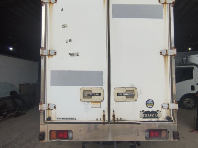 2021 Isuzu ELF NKR FREEZER VAN 4HL1 pictures