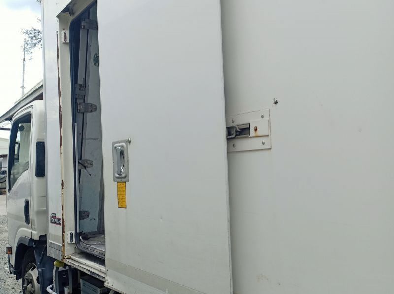 2021 Isuzu ELF NPR FREEZER VAN 4JJ1 pictures
