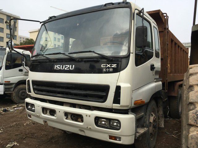 Isuzu KB 2300