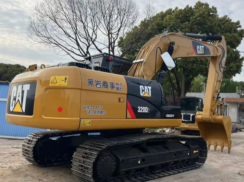 2021 CATERPILLAR 320D2 pictures