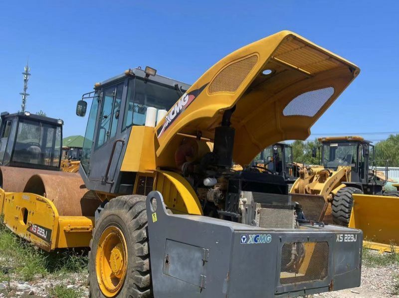 2019 XCMG XS223J pictures