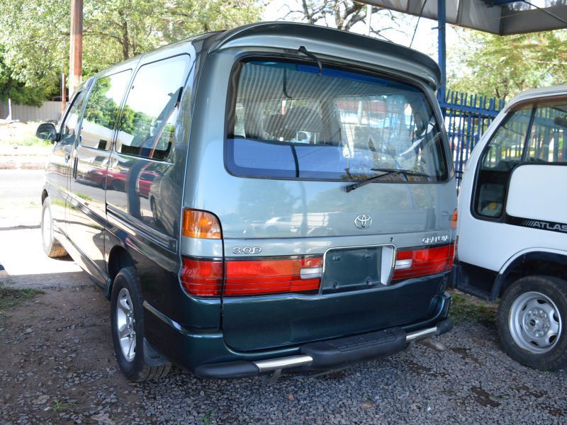 Toyota granvia 1999