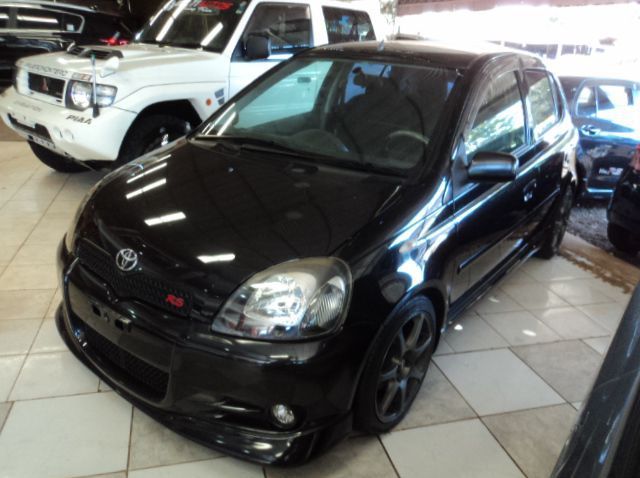 Toyota Vitz RS 2002