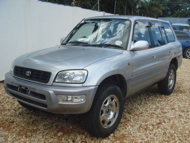 Toyota rav4 j