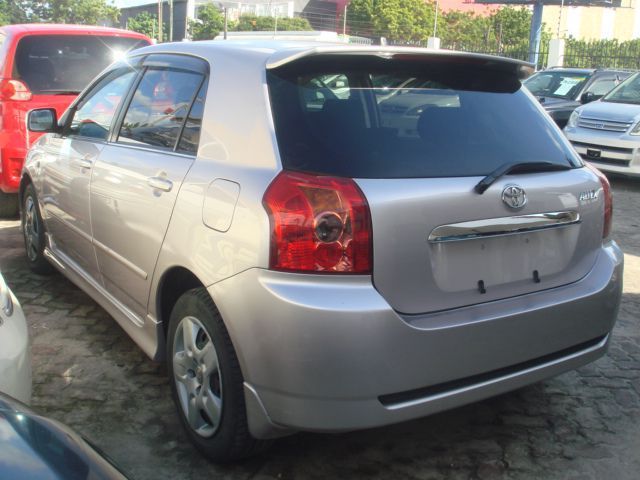 Toyota allex 2005