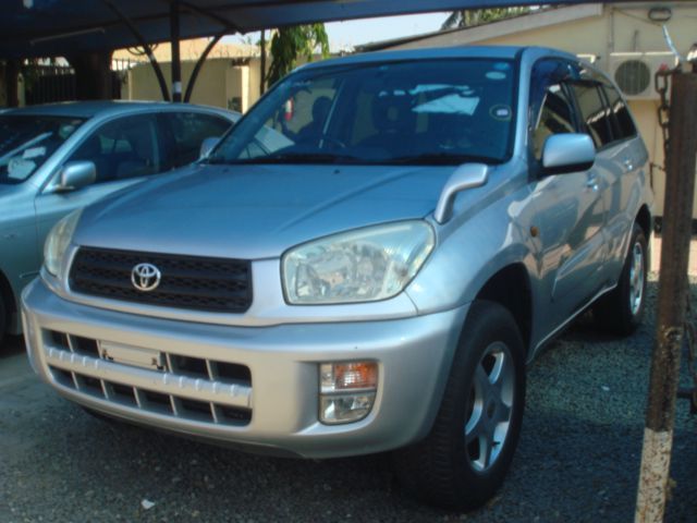 Toyota rav4 j