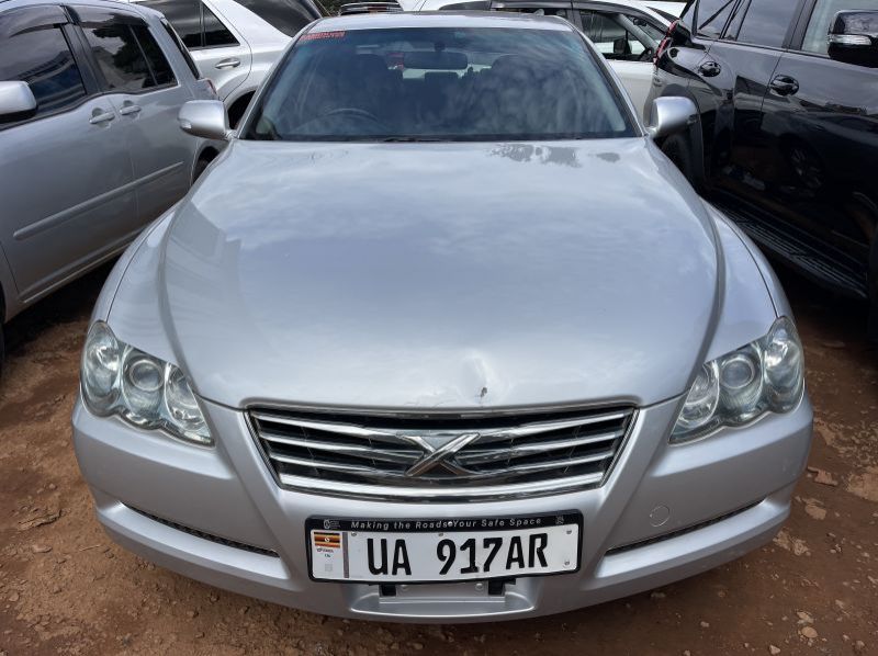 2010 Toyota mark x pictures