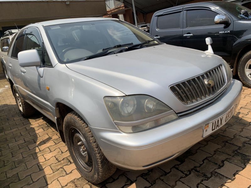 Used Toyota toyota harrier  for sale in Kampala, Uganda