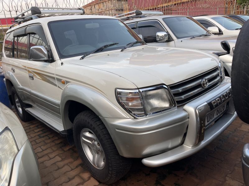 Used Toyota prado  for sale in Kampala, Uganda