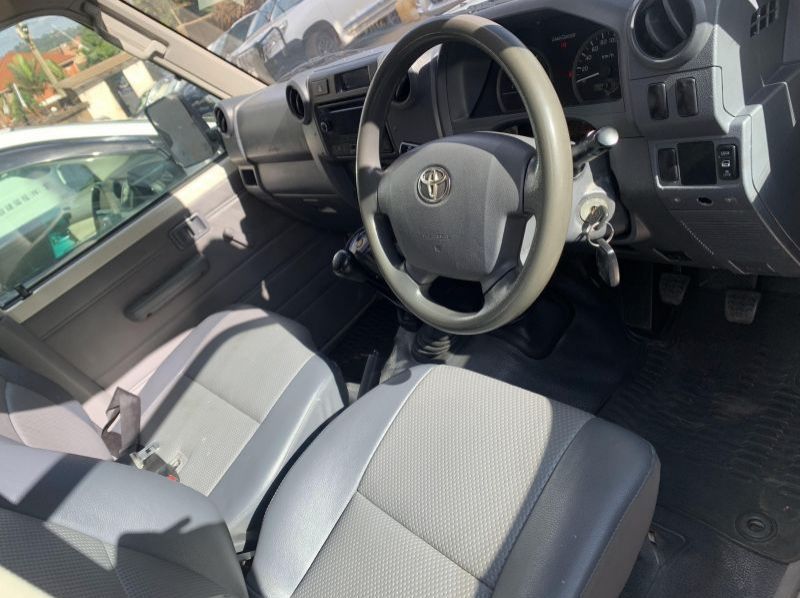 2018 Toyota land cruiser hardtop pictures