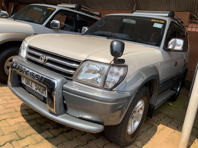 Used Toyota prado  for sale in Kampala, Uganda