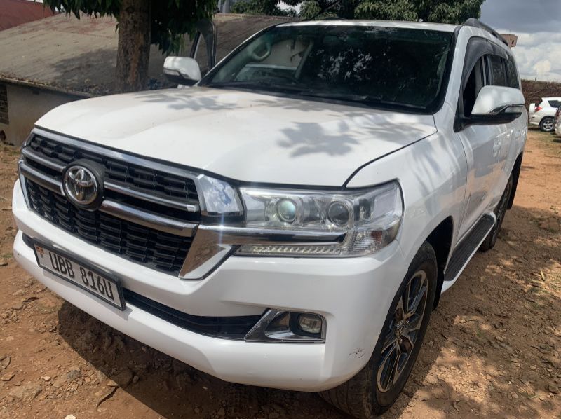 Used Toyota Land Cruiser v8  for sale in Kampala, Uganda