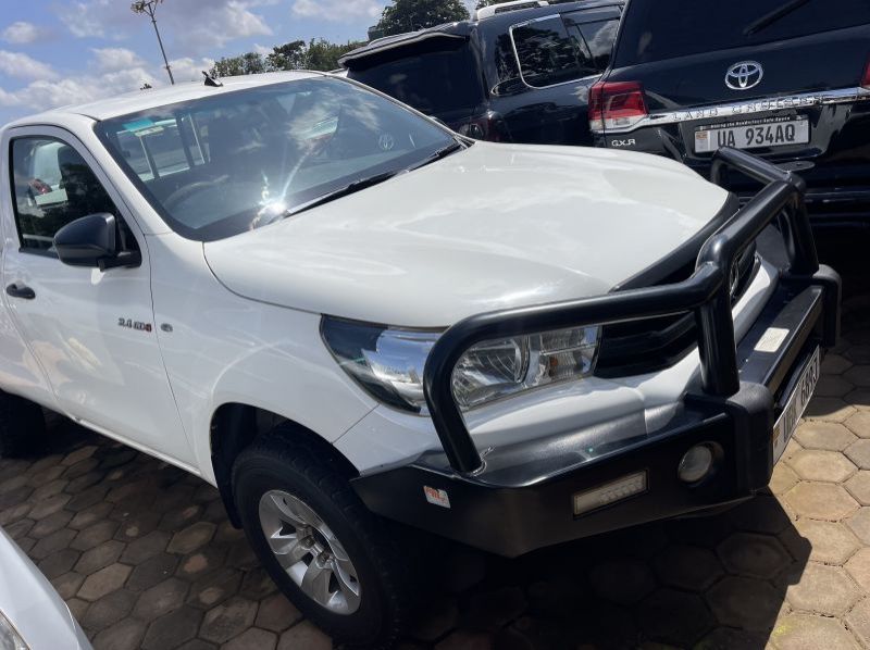 Used Toyota hilux revo  for sale in Kampala, Uganda