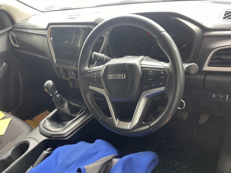 2023 Isuzu d max pictures