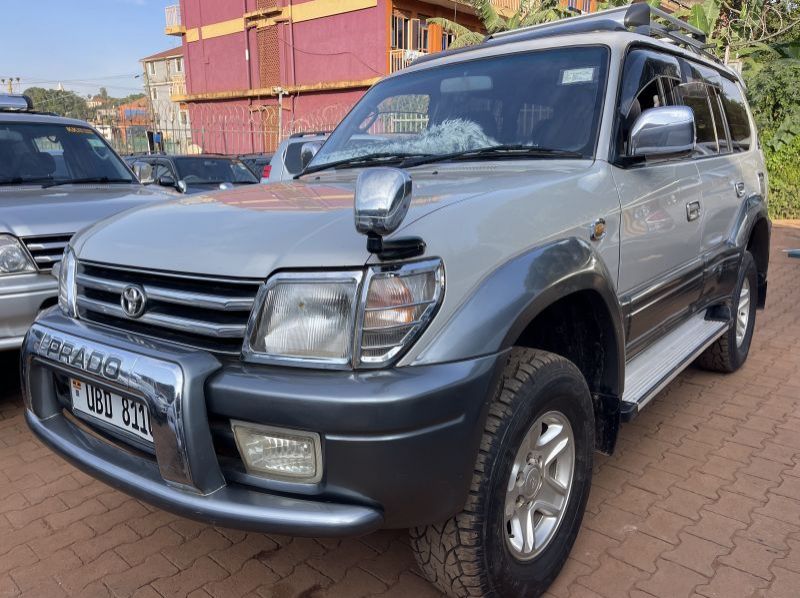 Used Toyota land cruiser prado tx  for sale in Kampala, Uganda
