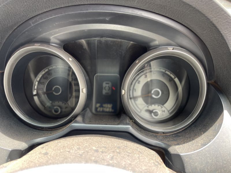 2012 Mitsubishi pajero pictures