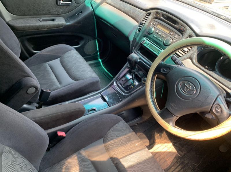 2002 Toyota toyota kluger pictures