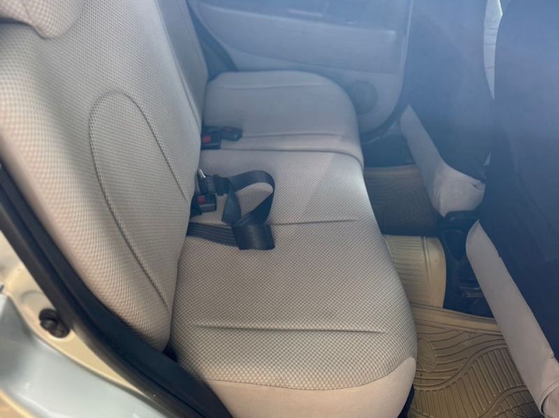 2006 Toyota passo pictures