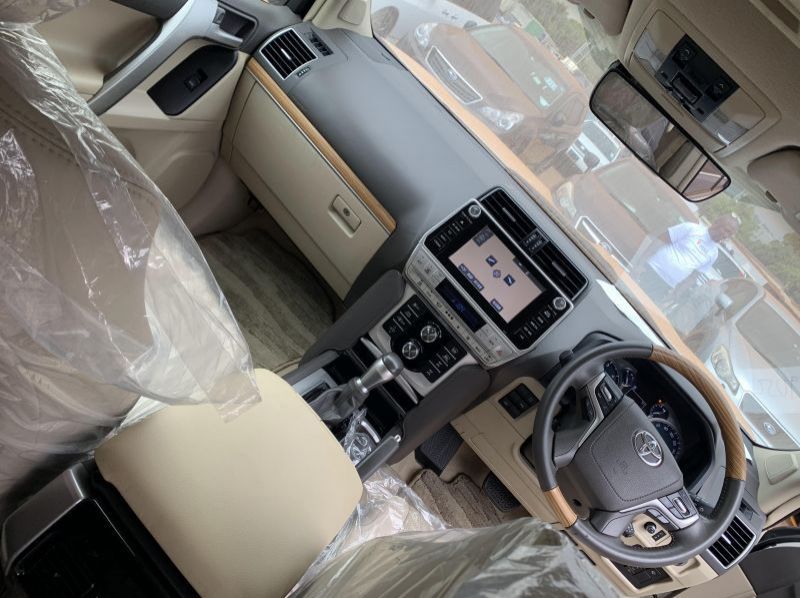 2019 Toyota land cruiser prado tzg pictures