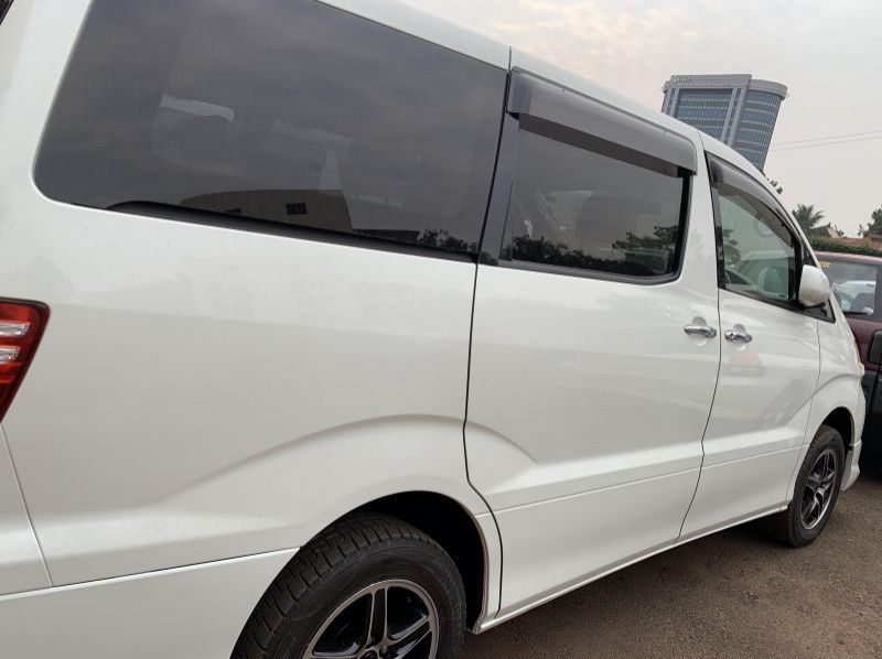 2007 Toyota Alphard pictures