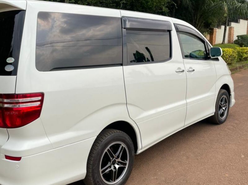 2007 Toyota Alphard pictures