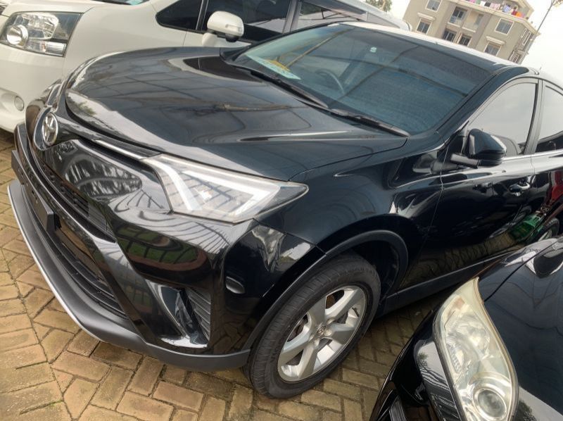 Used Toyota Rav4  for sale in Kampala, Uganda