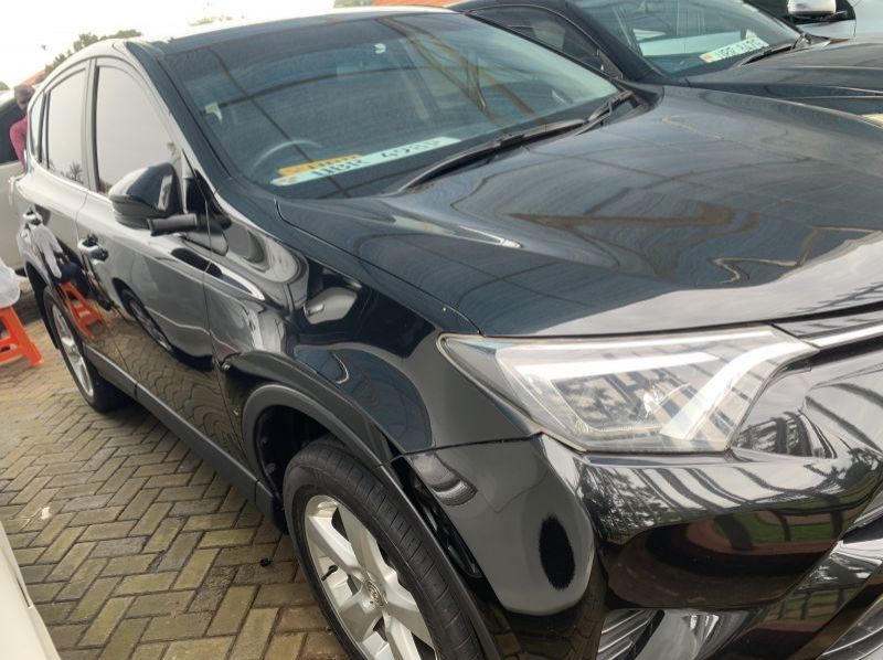 2017 Toyota Rav4 pictures