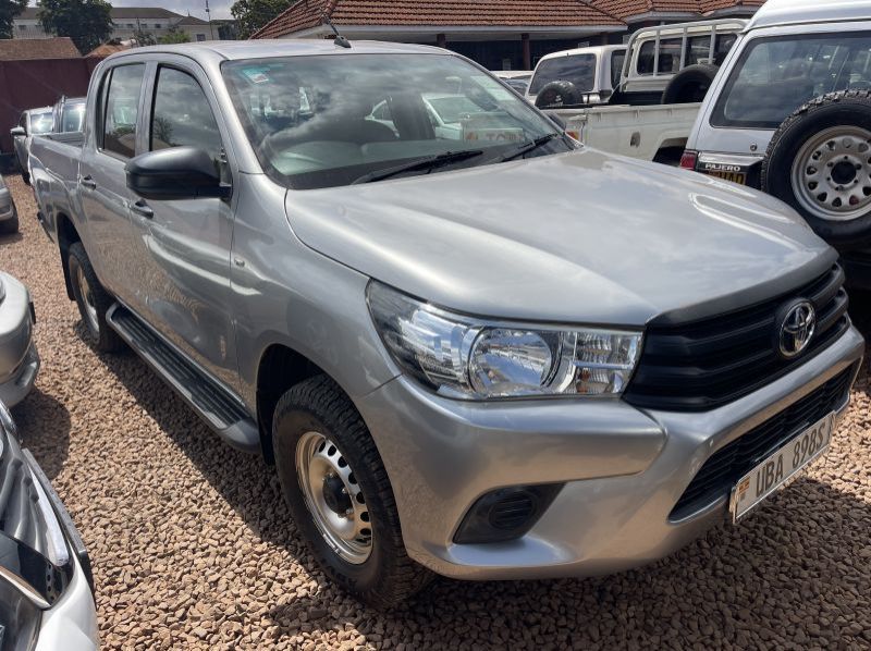 Used Toyota Hilux Double cabin revo  for sale in Kampala, Uganda