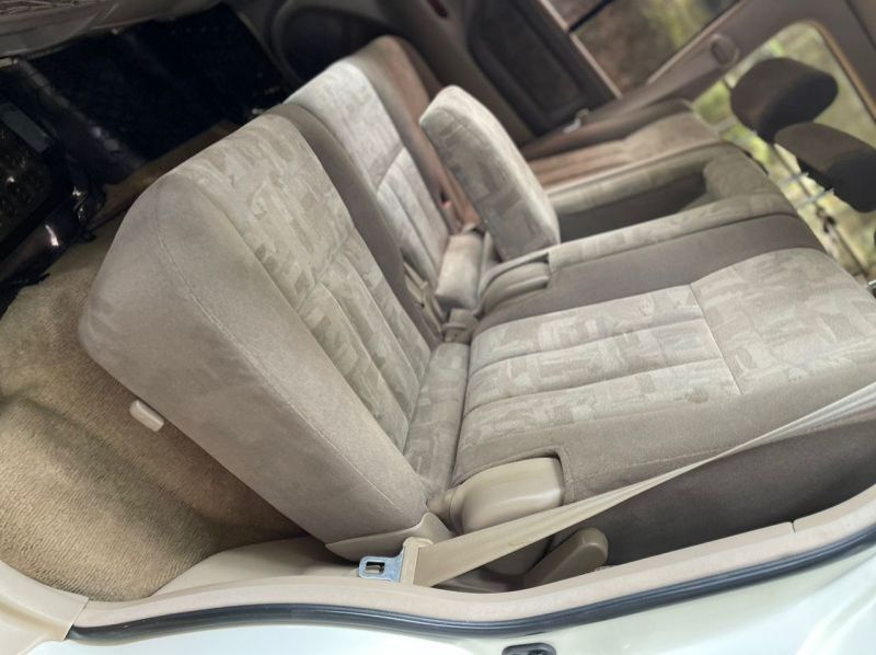 1998 Toyota land cruiser v8 pictures