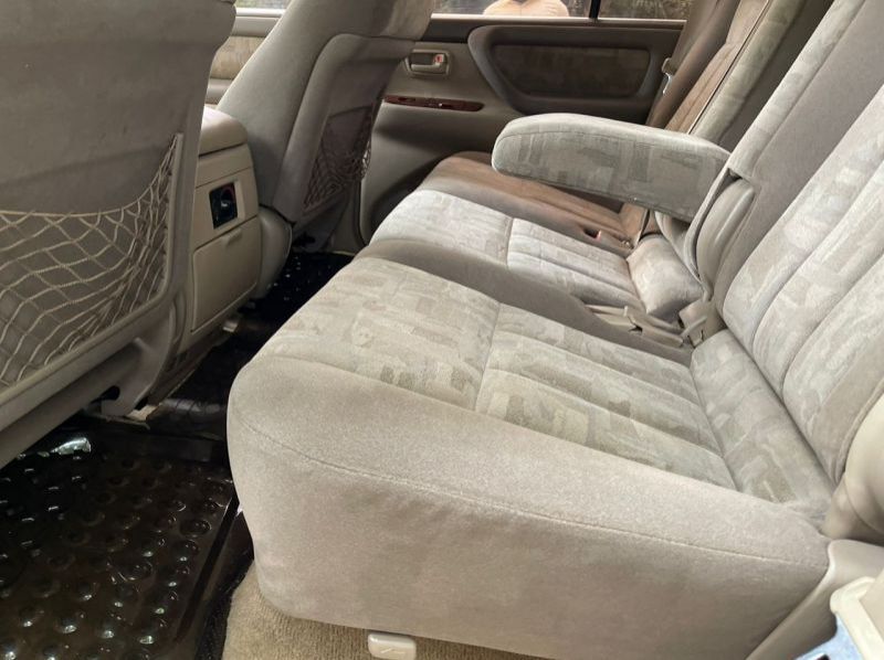 1998 Toyota land cruiser v8 pictures