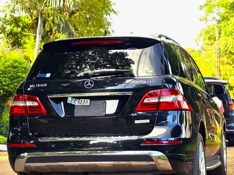 2014 Mercedes-Benz ML 350 Bluetec pictures