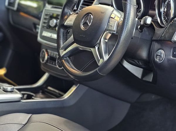 2014 Mercedes-Benz ML 350 Bluetec pictures